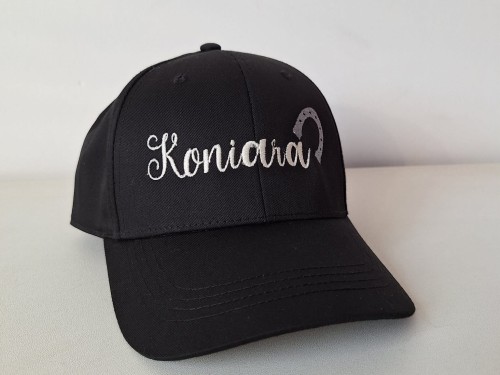 Czarna czapka z daszkiem Koniara.jpg